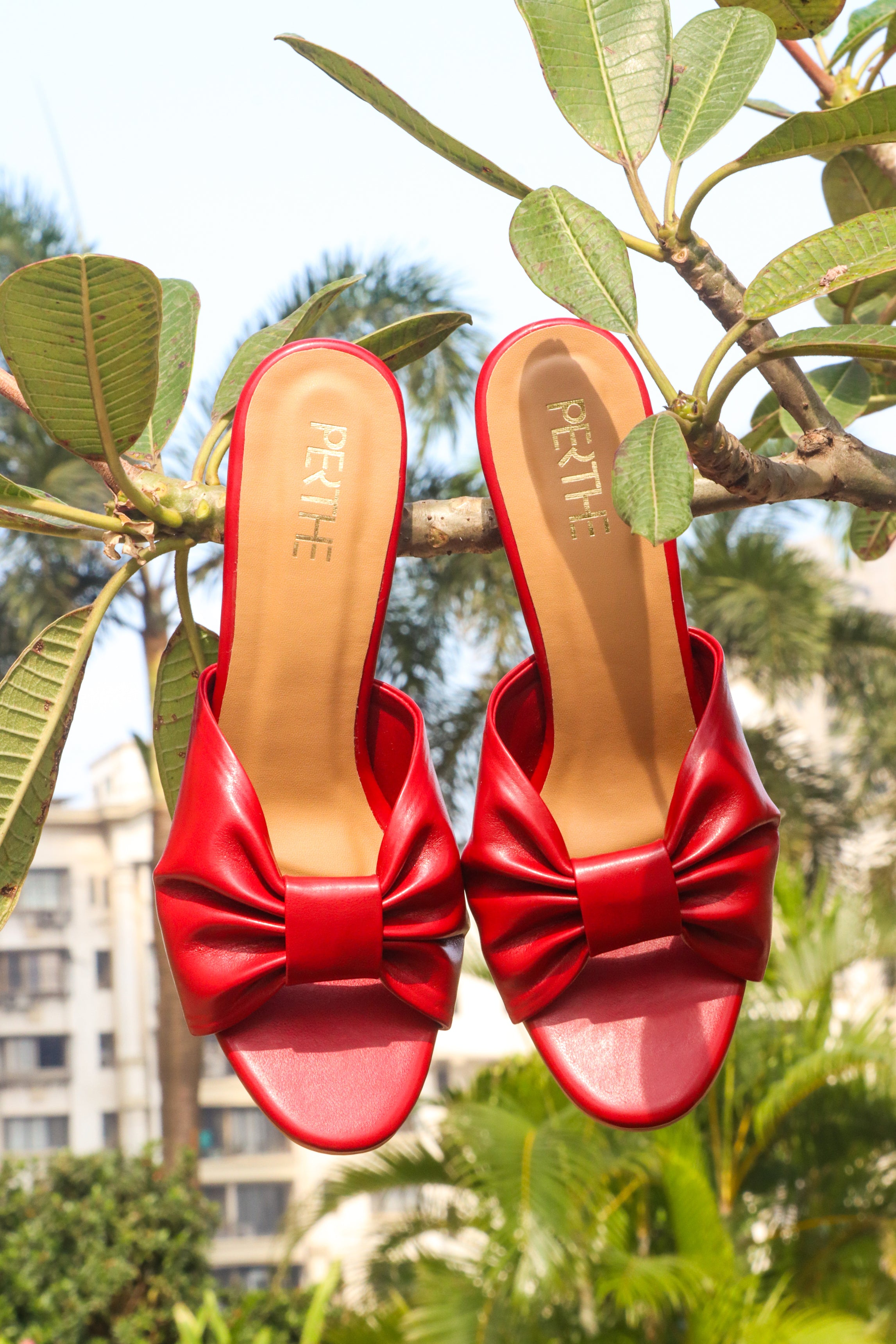 Bow Heels