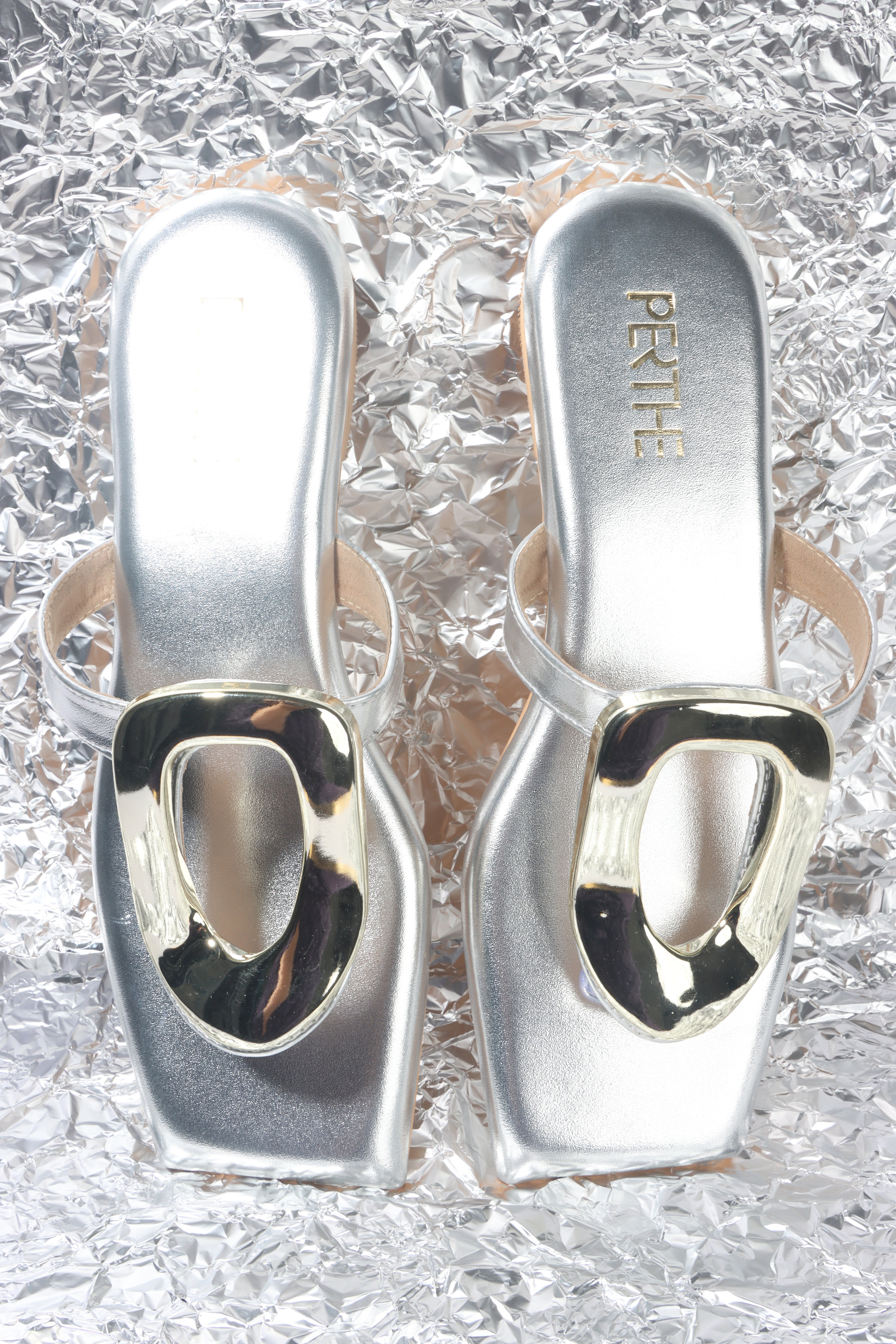 Gilt Arc