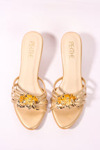 Lily Lustre Golden